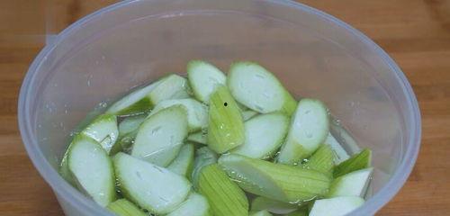 梅瓜怎么吃才好吃呢视频,解锁梅瓜的多重吃法