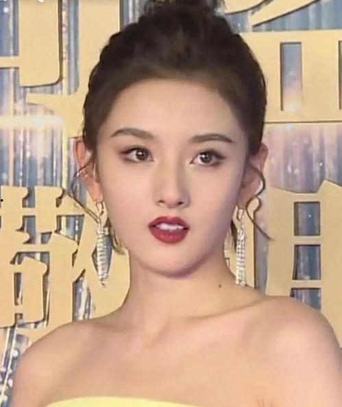 美国女星吃瓜事件视频在线观看,视频曝光，真相揭秘